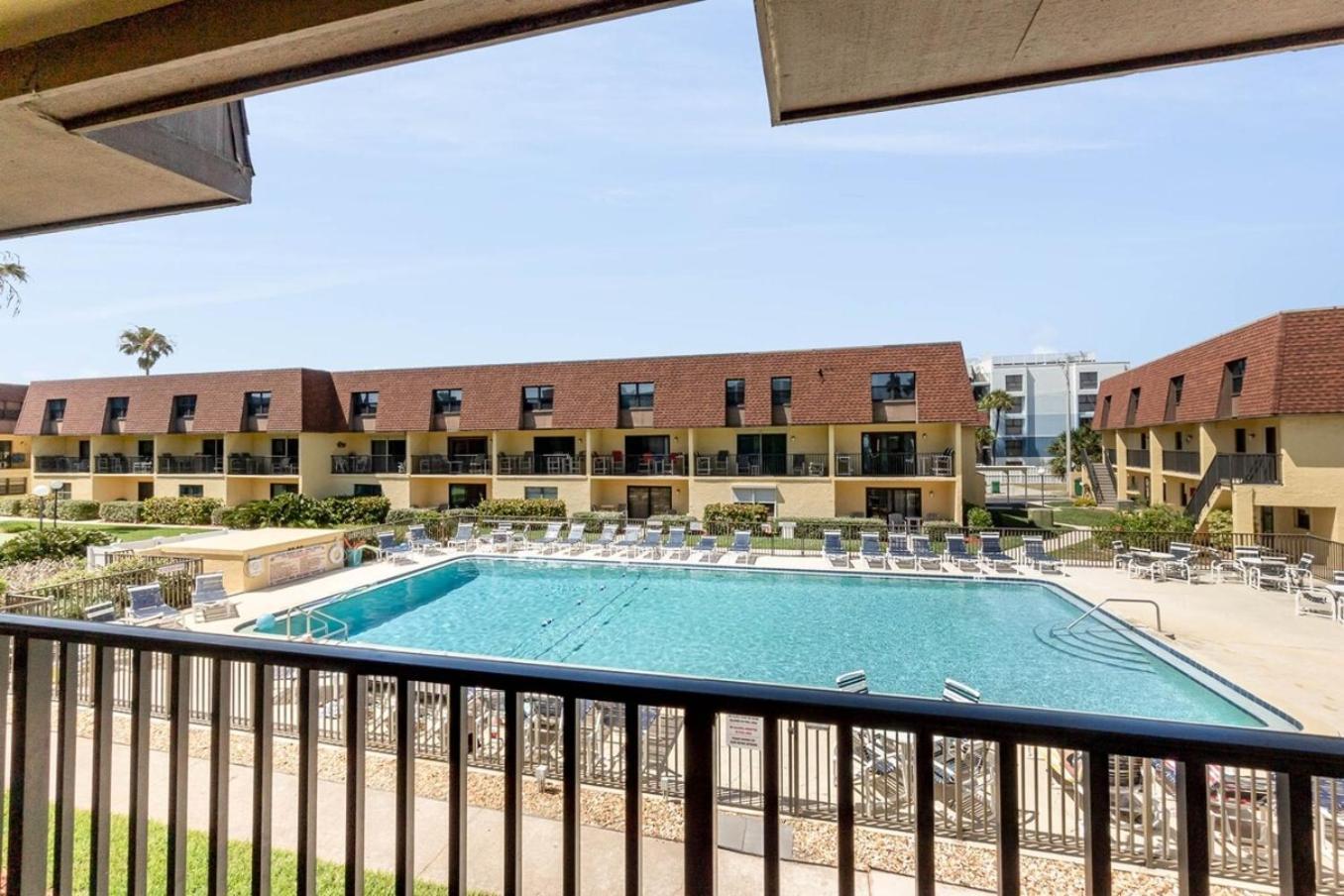 Pier Pressure Beachfront Wpool Apartment Cocoa Beach