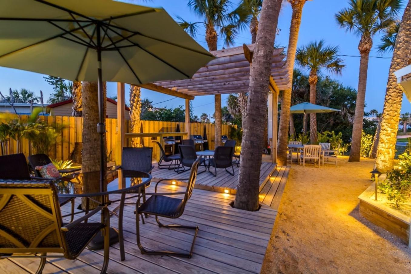 Boutique Vacation Complex At Beach *