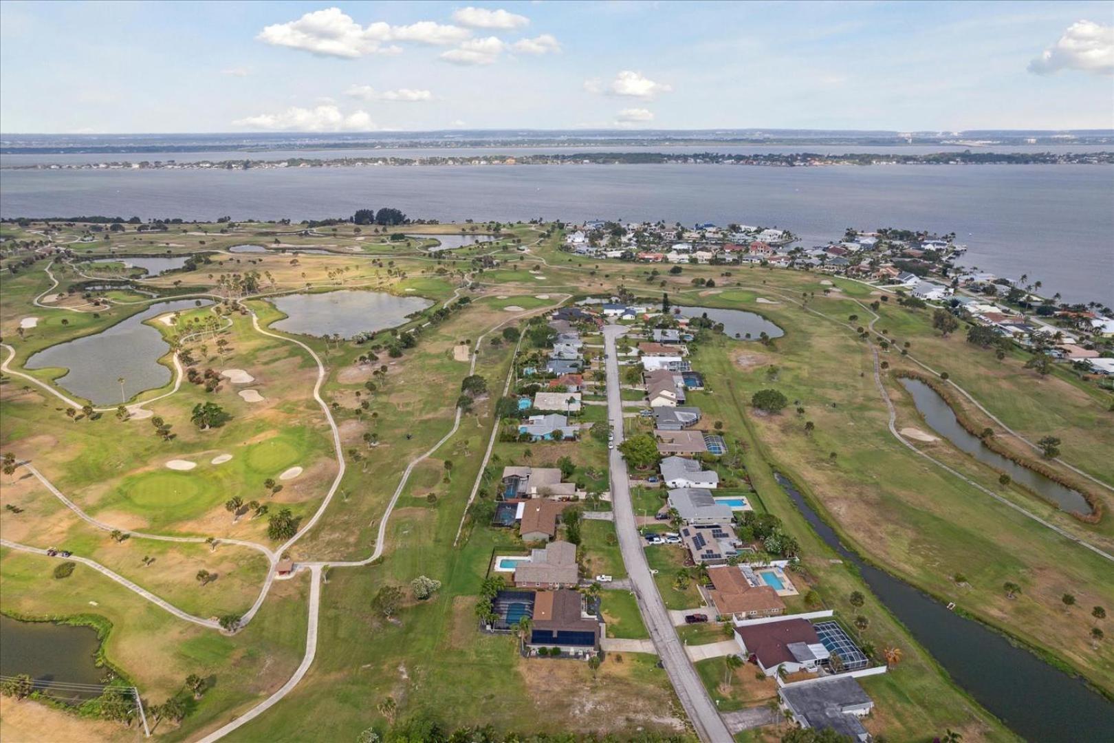 12 Fairway Drive Holiday home *