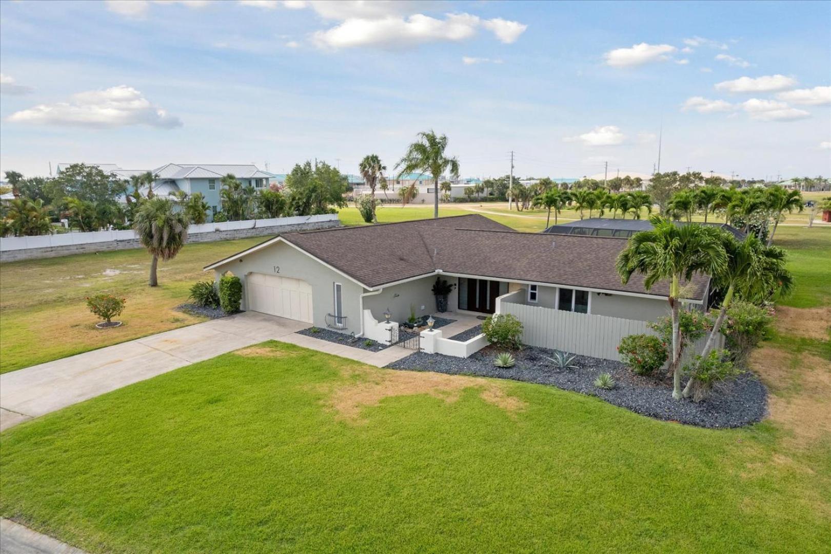 12 Fairway Drive Holiday home