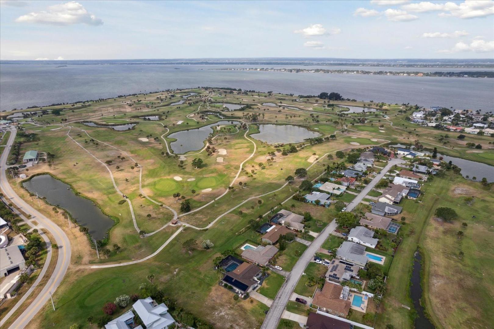 12 Fairway Drive Holiday home *
