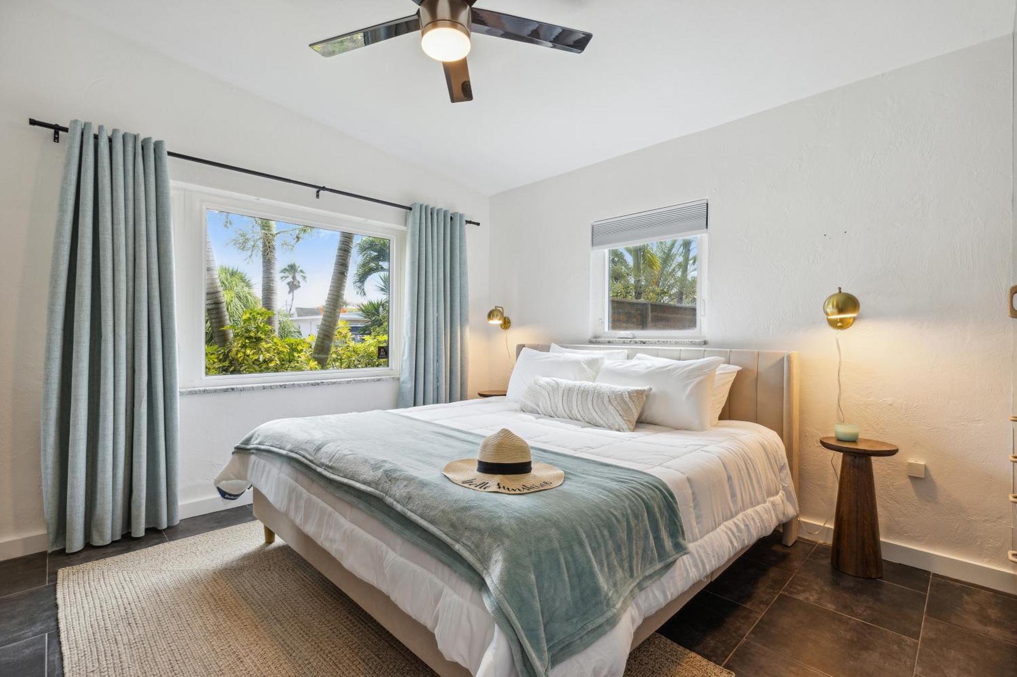 Holiday home Steps From The & 3 Miles To Cruise Ports! Cocoa Beach