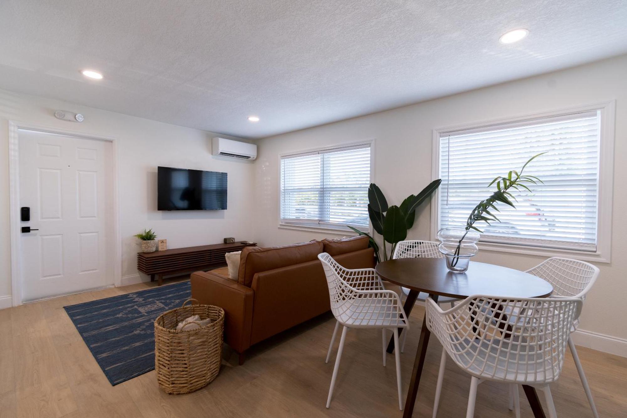 The Juni Aparthotel Cocoa Beach