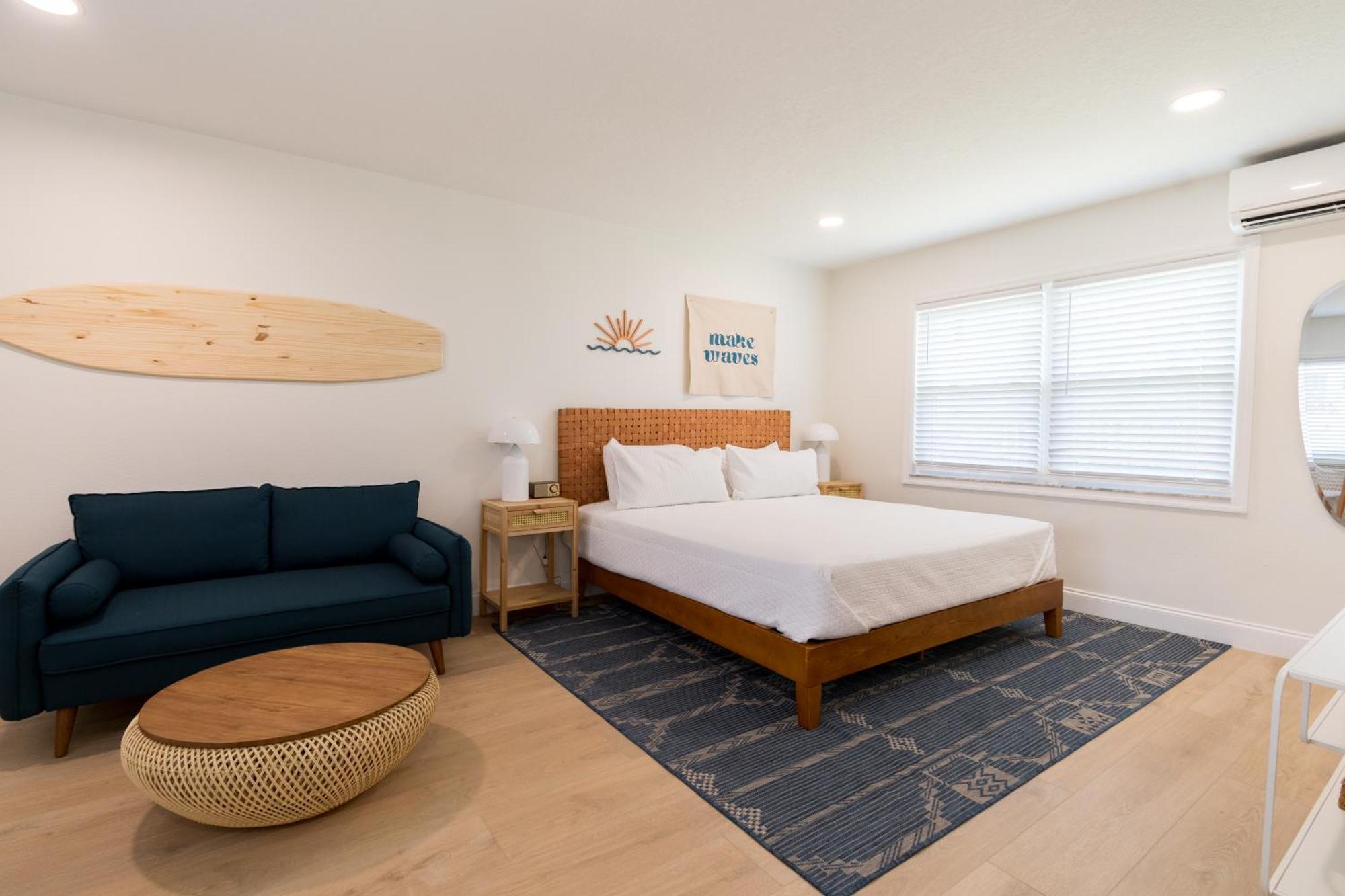 Aparthotel The Juni Cocoa Beach