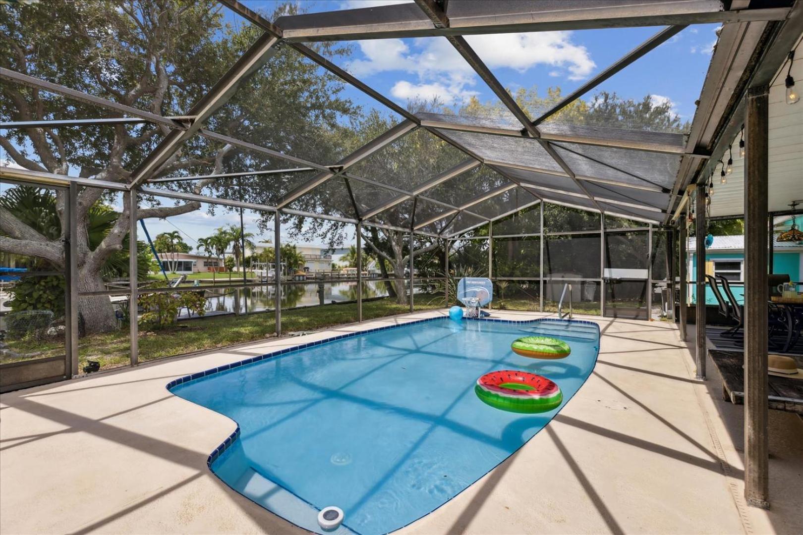 111 Sunset Drive Holiday home *