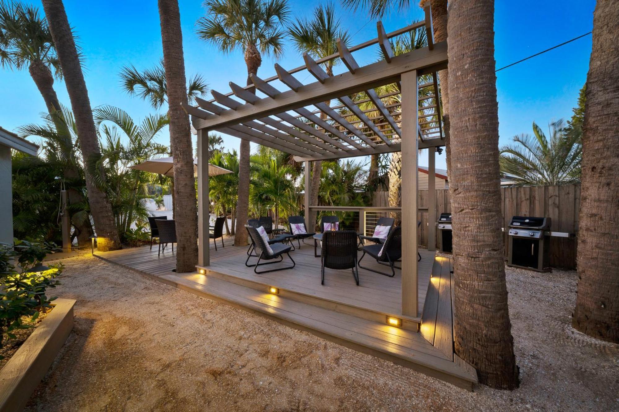 Wonderful Place Wprivate Patio Next To The