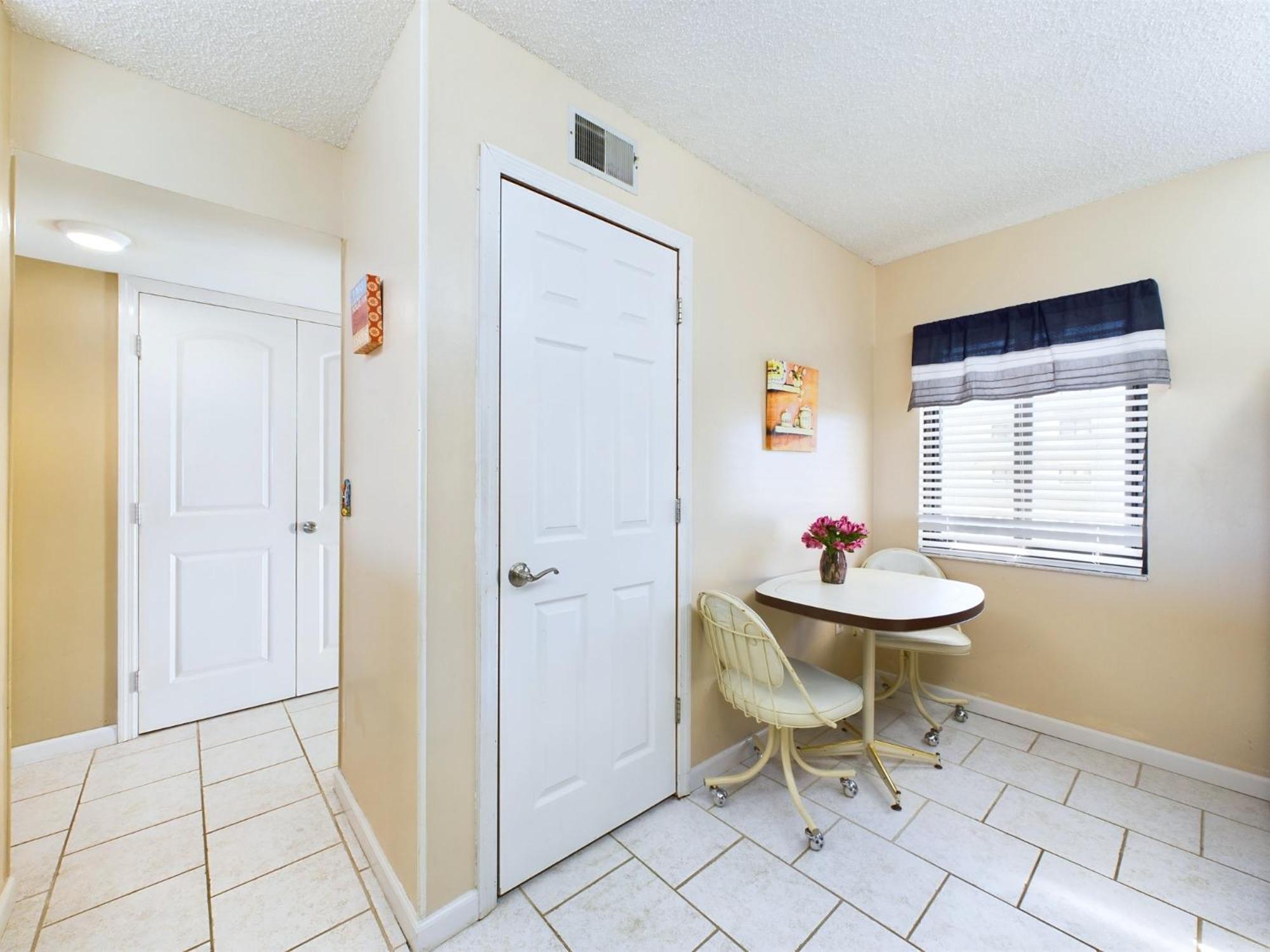 Sandcastles 2br2ba Cocoa Ocean Views! Holiday home