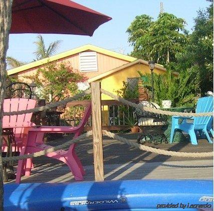 Lost Paradise Motel