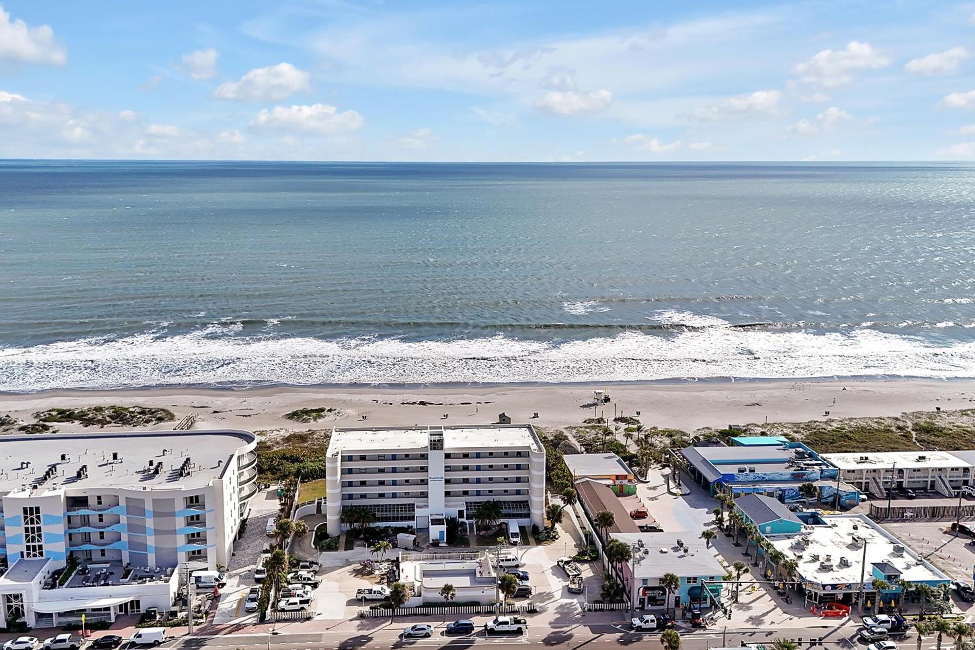 Apartment Direct Oceanfront With Amazing Views Near Cocoa Cocoa Beach