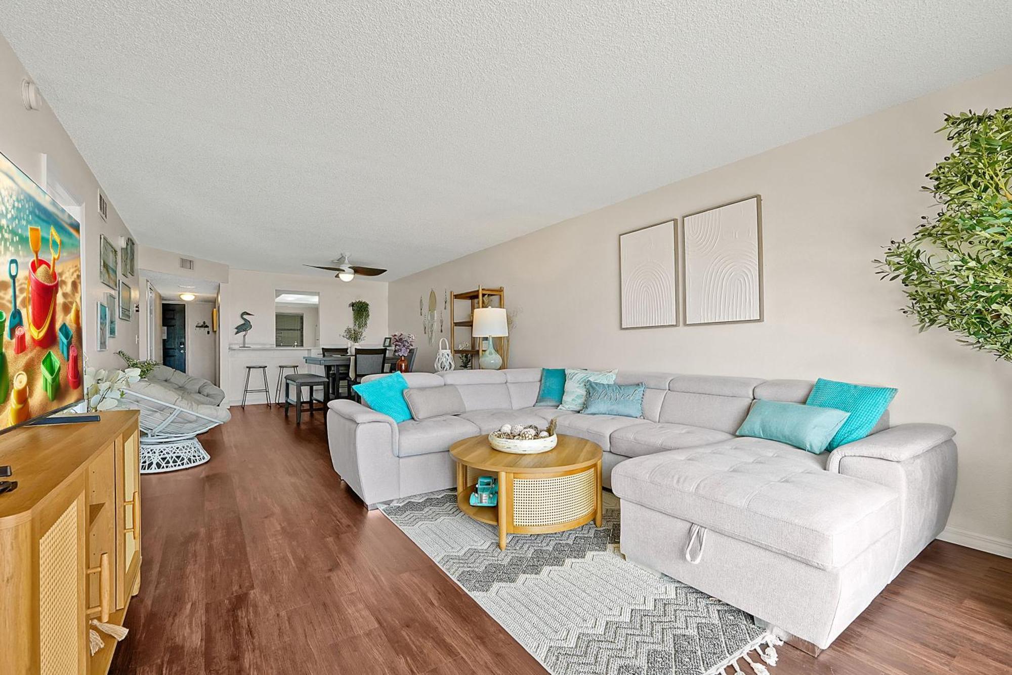Apartment Direct Oceanfront With Amazing Views Near Cocoa Cocoa Beach