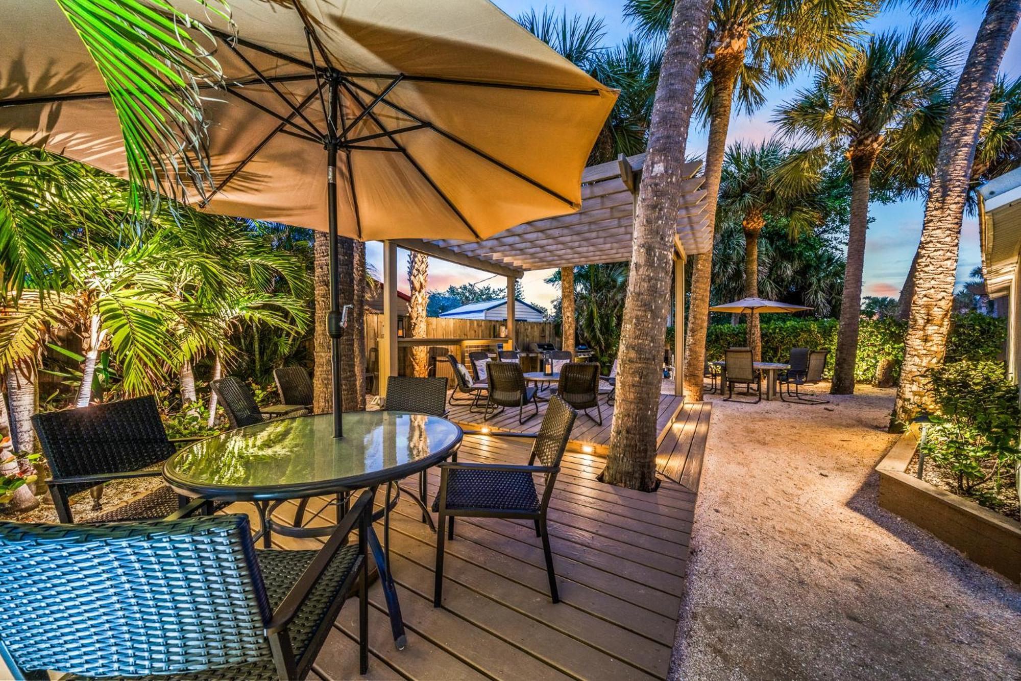 Wonderful Place Wprivate Patio Next To The * Cocoa Beach