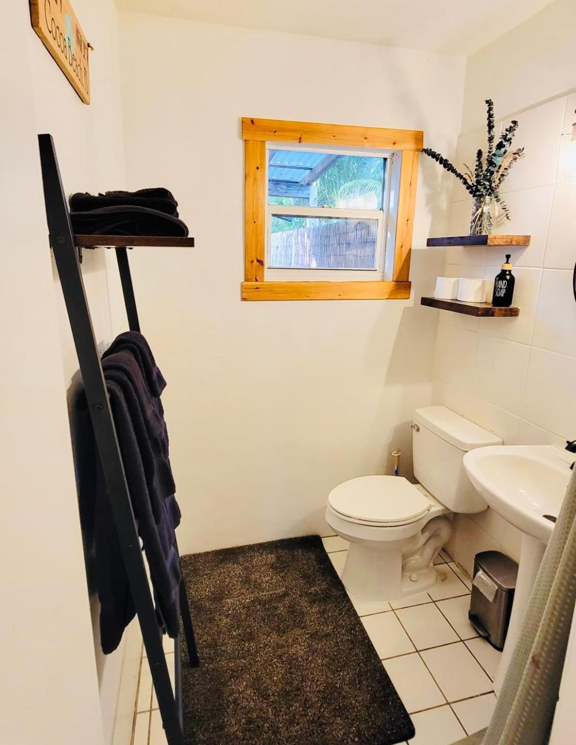 Apartment By The Sea 3