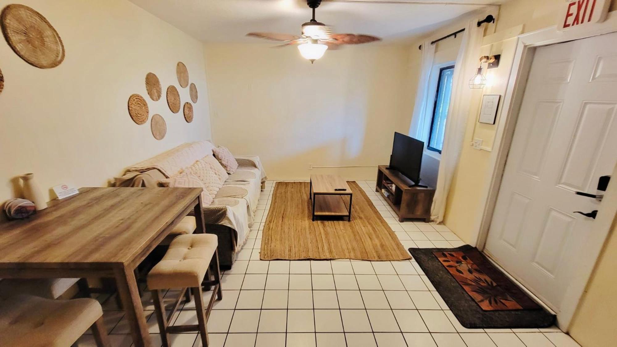 Apartment By The Sea 2