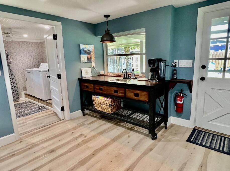 Sea La Vie - Town Charm+newly Renovated Cocoa Beach