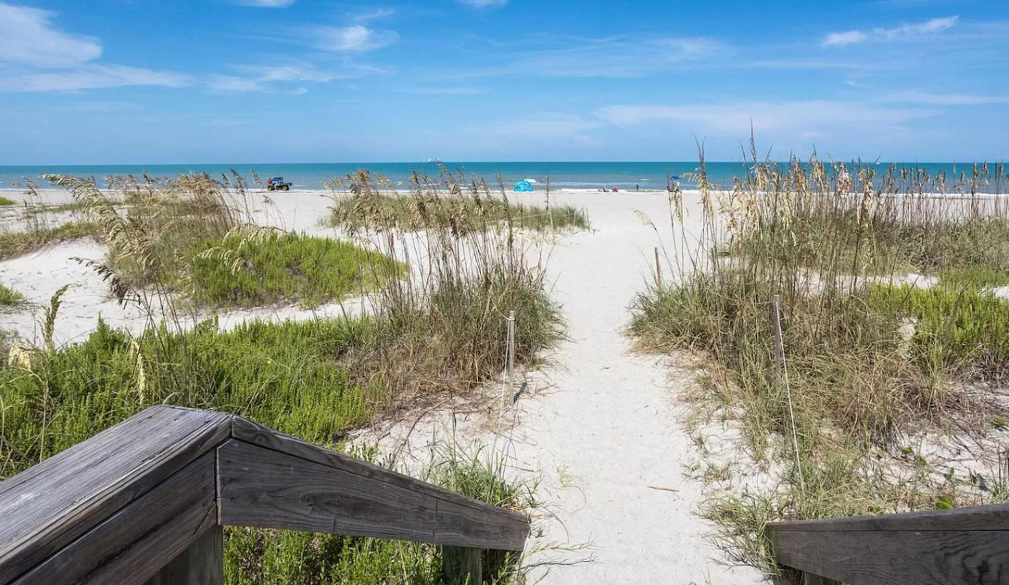 Cozy Coastal Retreat With Porch, Steps To Holiday home Cocoa Beach
