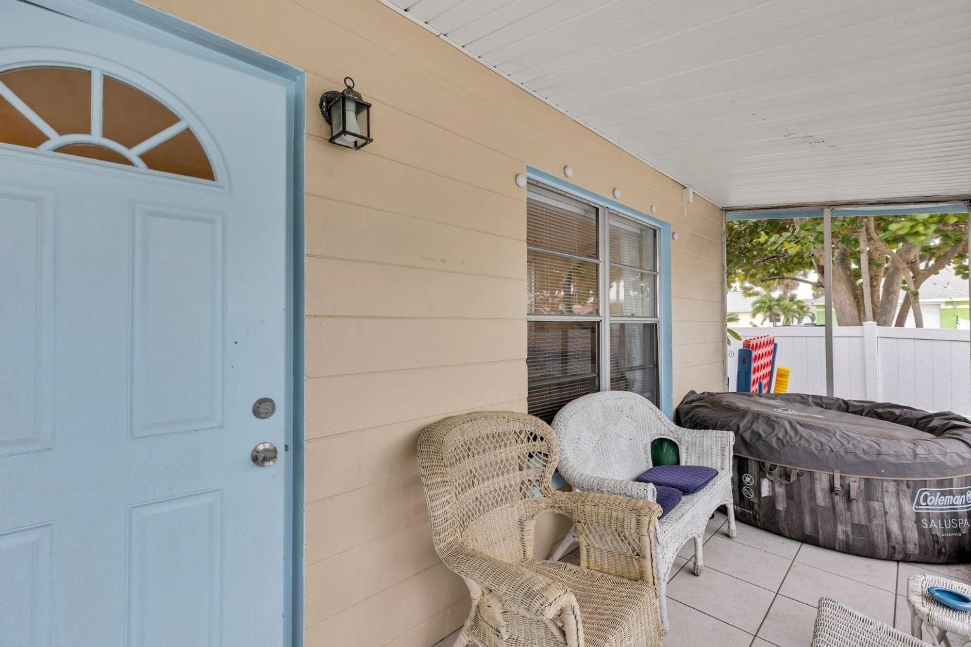 Cozy Coastal Retreat With Porch, Steps To Cocoa Beach