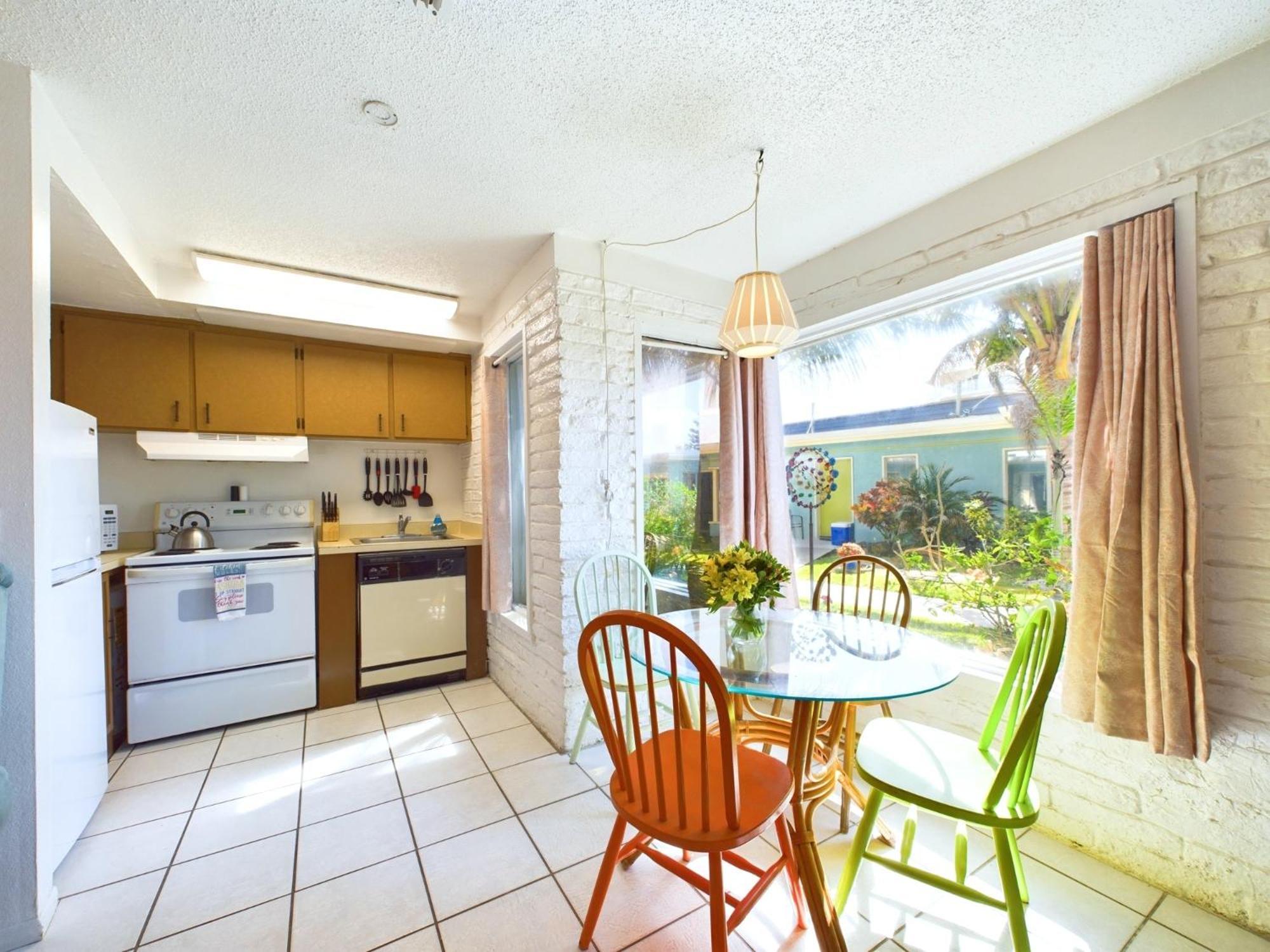 Unit 112 Courtyard In Oceanfront Complex Cocoa Beach
