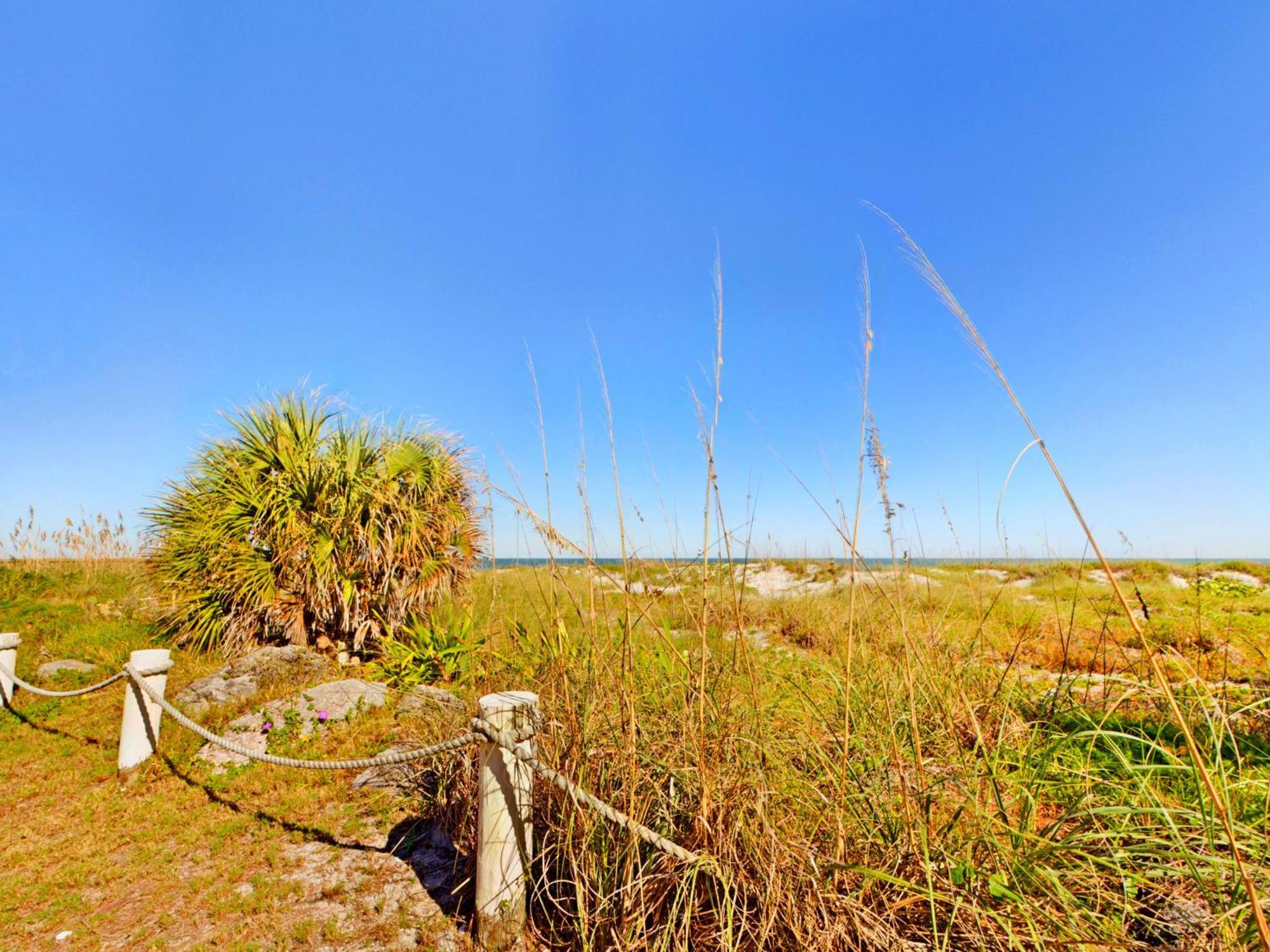 Unit 119 Direct Oceanfront Views 2br Heated Pool * Cocoa Beach