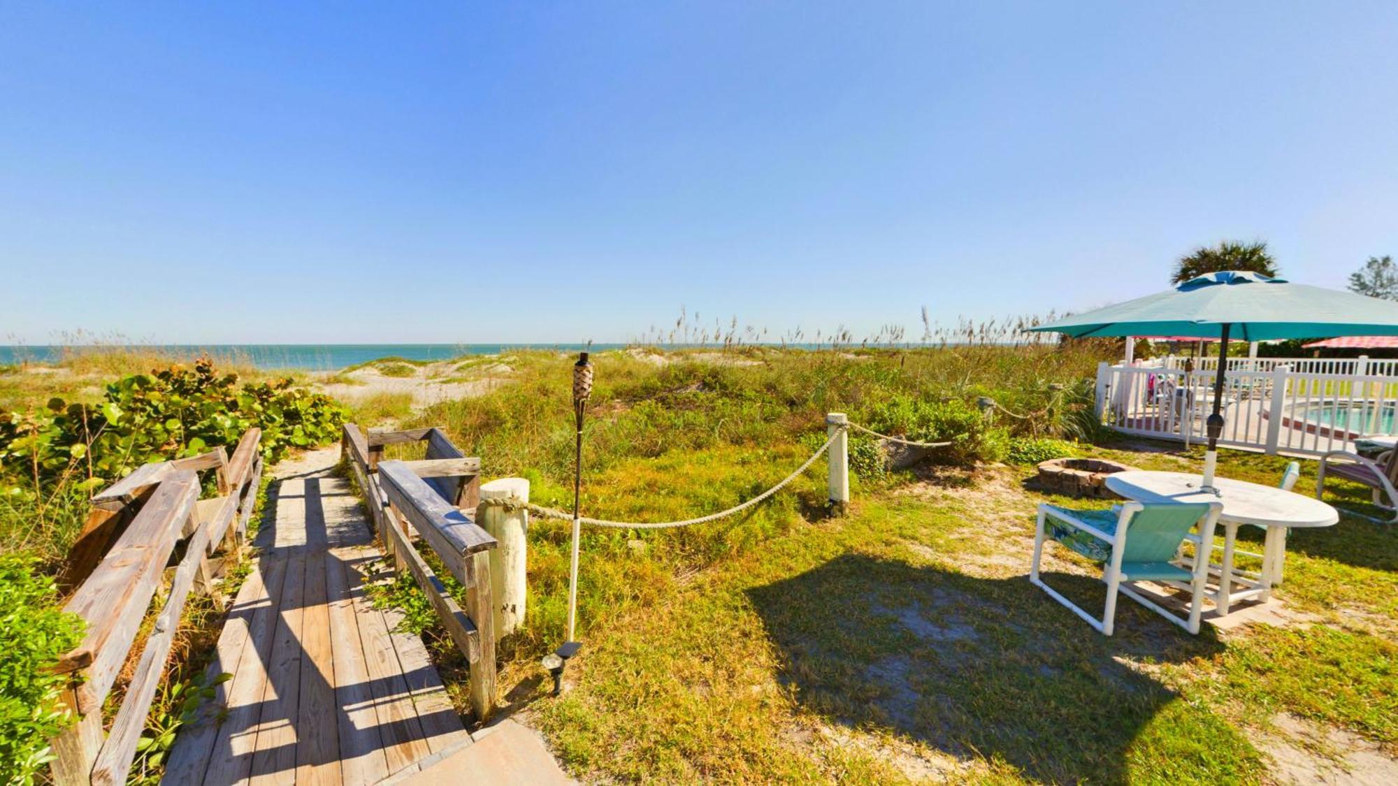 Unit 119 Direct Oceanfront Views 2br Heated Pool