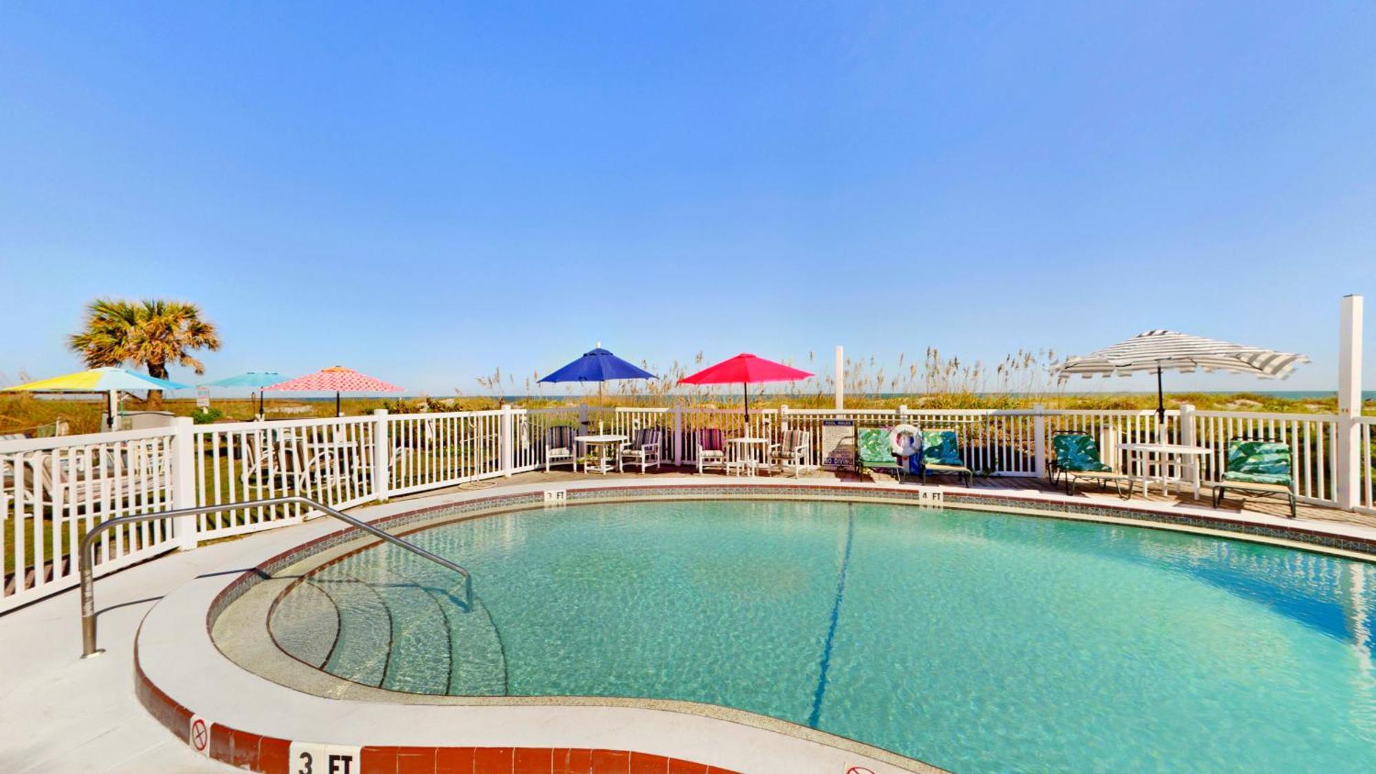 Unit 101 - 1Br Unit Wheated Pool And Hot Tub Apartment *