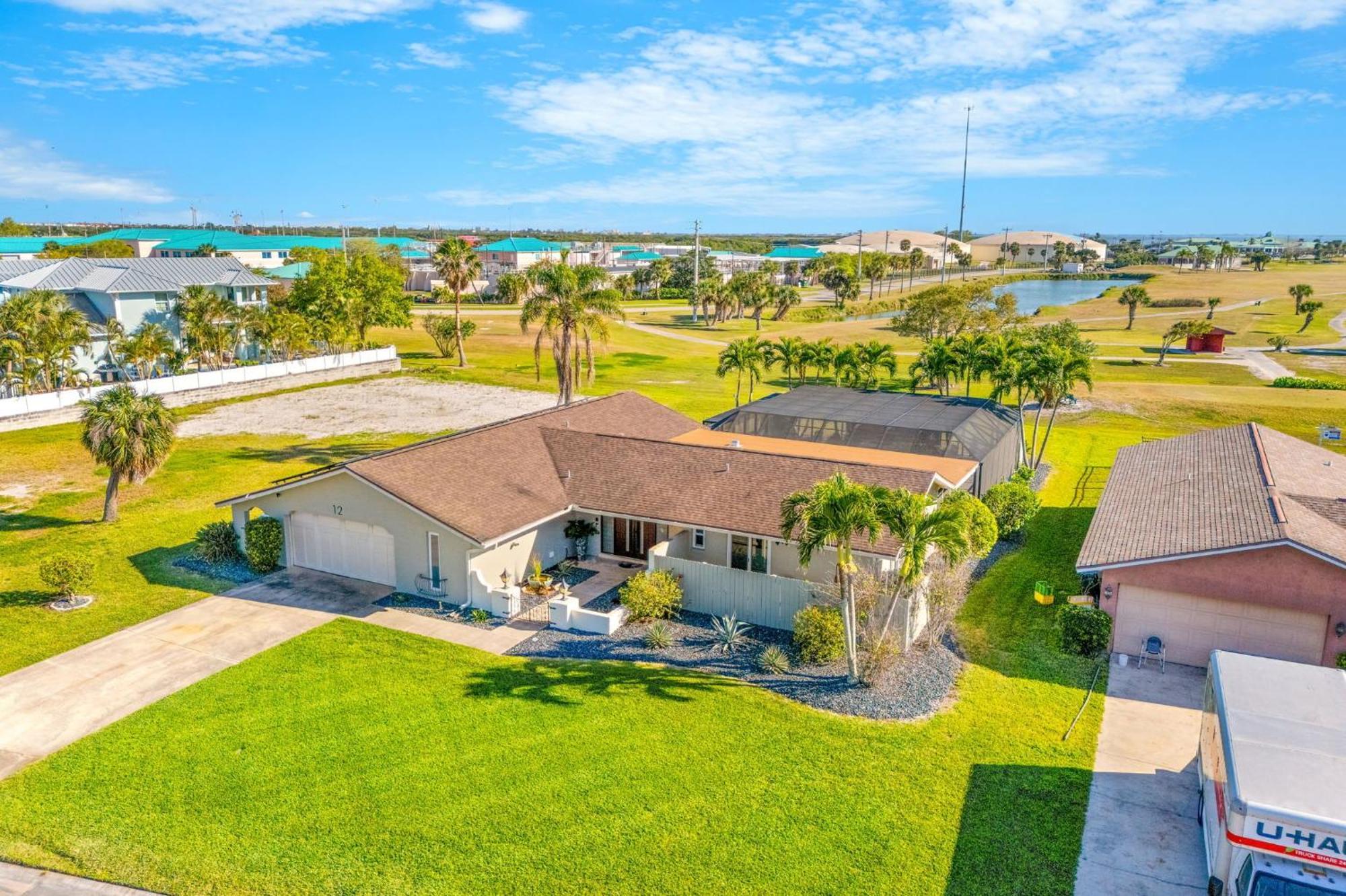 12 Fairway Drive Holiday home