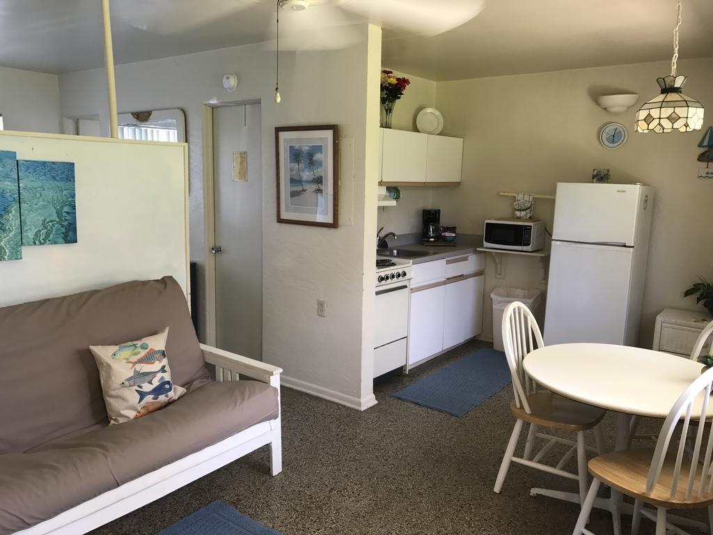 South - Cocoa Motel