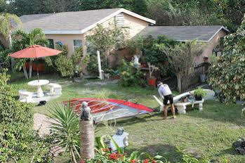 Motel Lost Paradise 2*