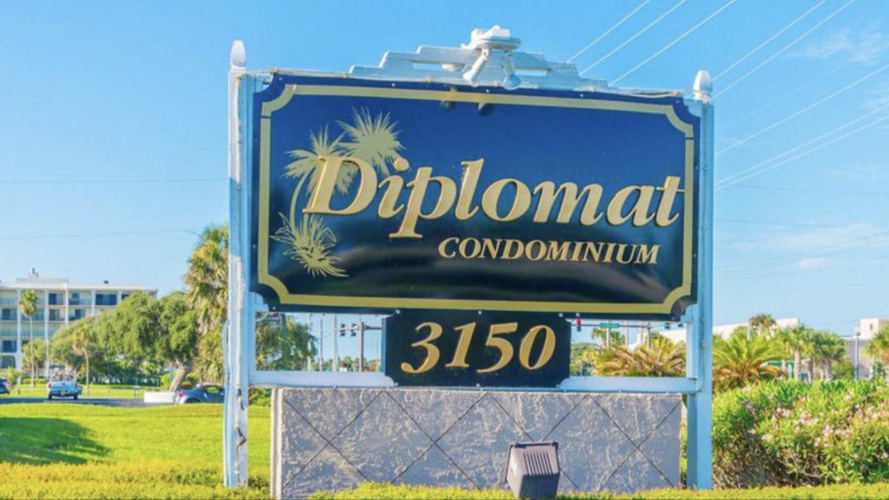 Tropical Paradise At Diplomat * Cocoa Beach
