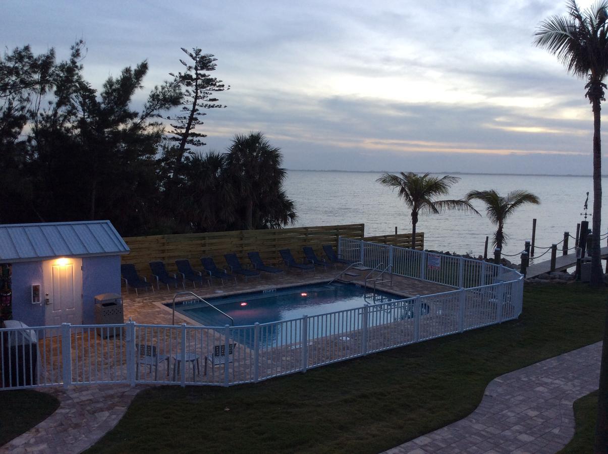 Lost Paradise Motel 2*