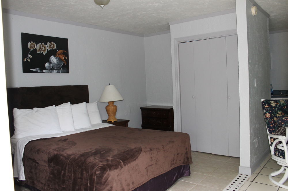 Lost Paradise Motel 2*
