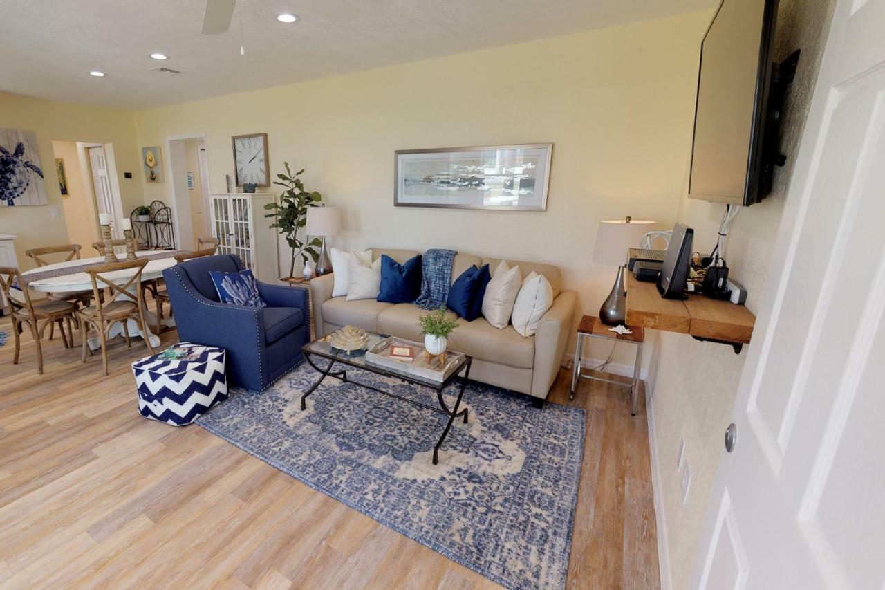 The Pink Flamingo Holiday home Cocoa Beach