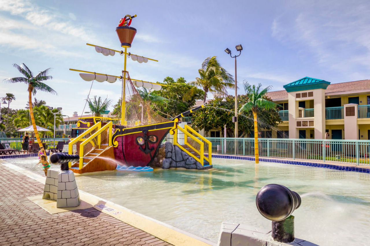 International Palms & Conference Center Cocoa 3*