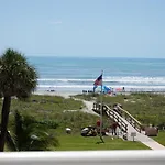 Wow! Updated Oceanfront, Pool Front Spanish Main Condo 45!