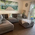 Beautiful Bright & Sparkling 2Bed 1Bath Beach Retreat - Unit 212