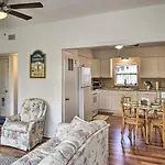 Sunny Cocoa Beach Home Walk To Sea And Attractions!