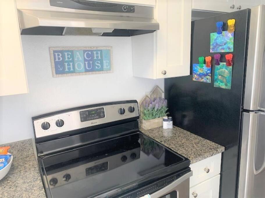 Beautiful Bright & Sparkling 2bed 1bath Retreat - Unit 212 Holiday home Cocoa Beach
