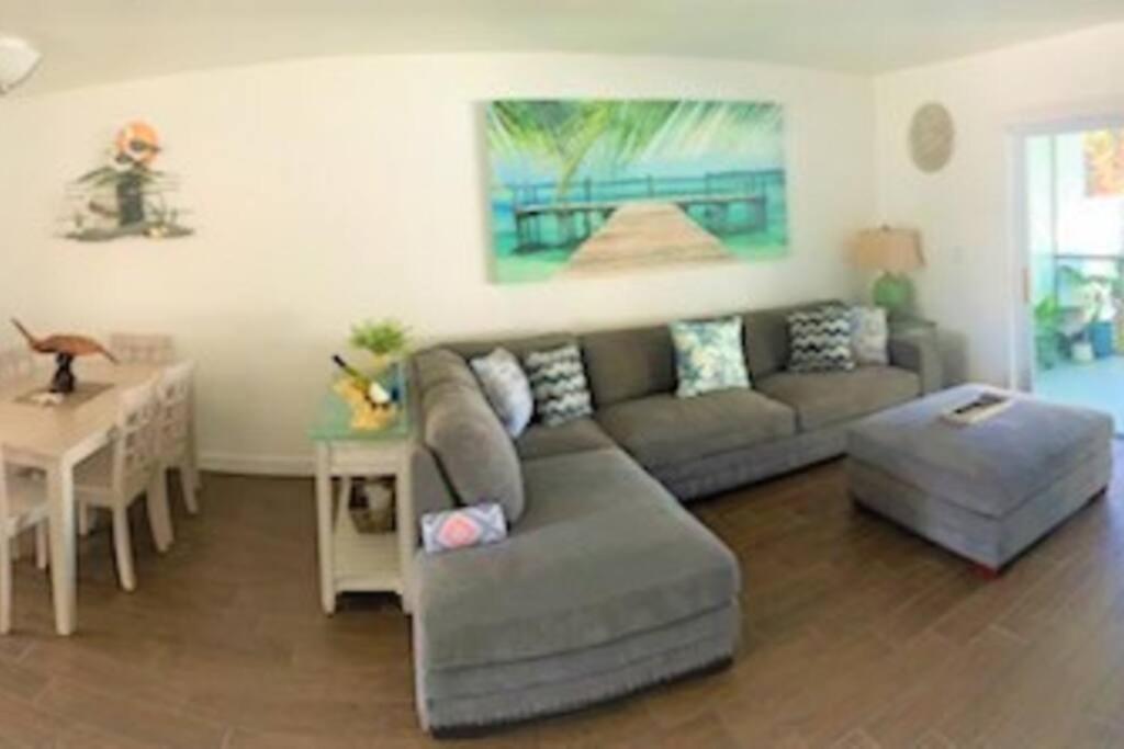 Beautiful Bright & Sparkling 2bed 1bath Retreat - Unit 212 Holiday home Cocoa Beach