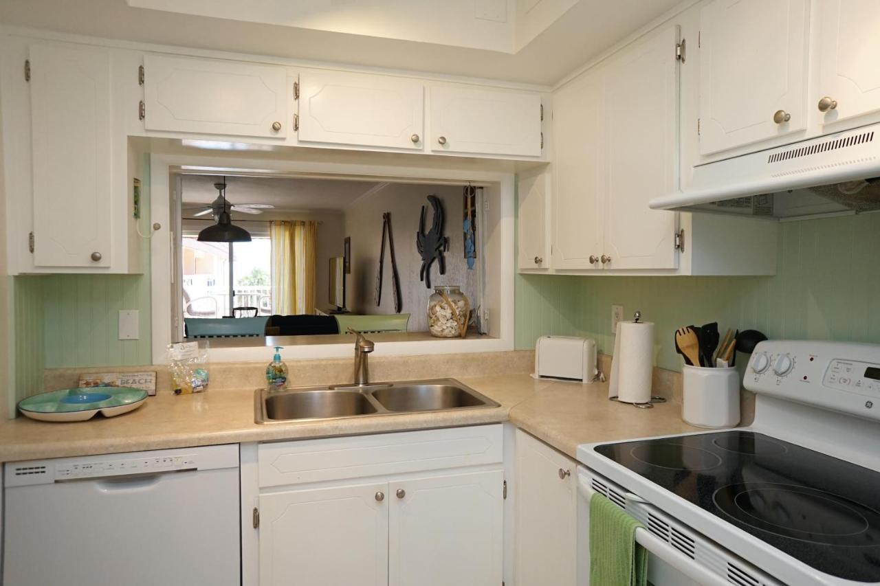 Wow! Updated Oceanfront, Pool Front Spanish Main 45! * Cocoa Beach