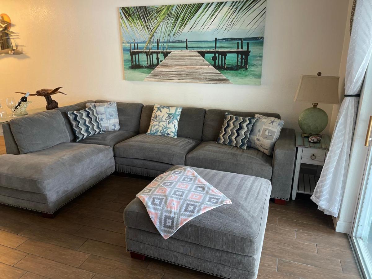 Beautiful Bright & Sparkling 2bed 1bath Retreat - Unit 212 * Cocoa Beach