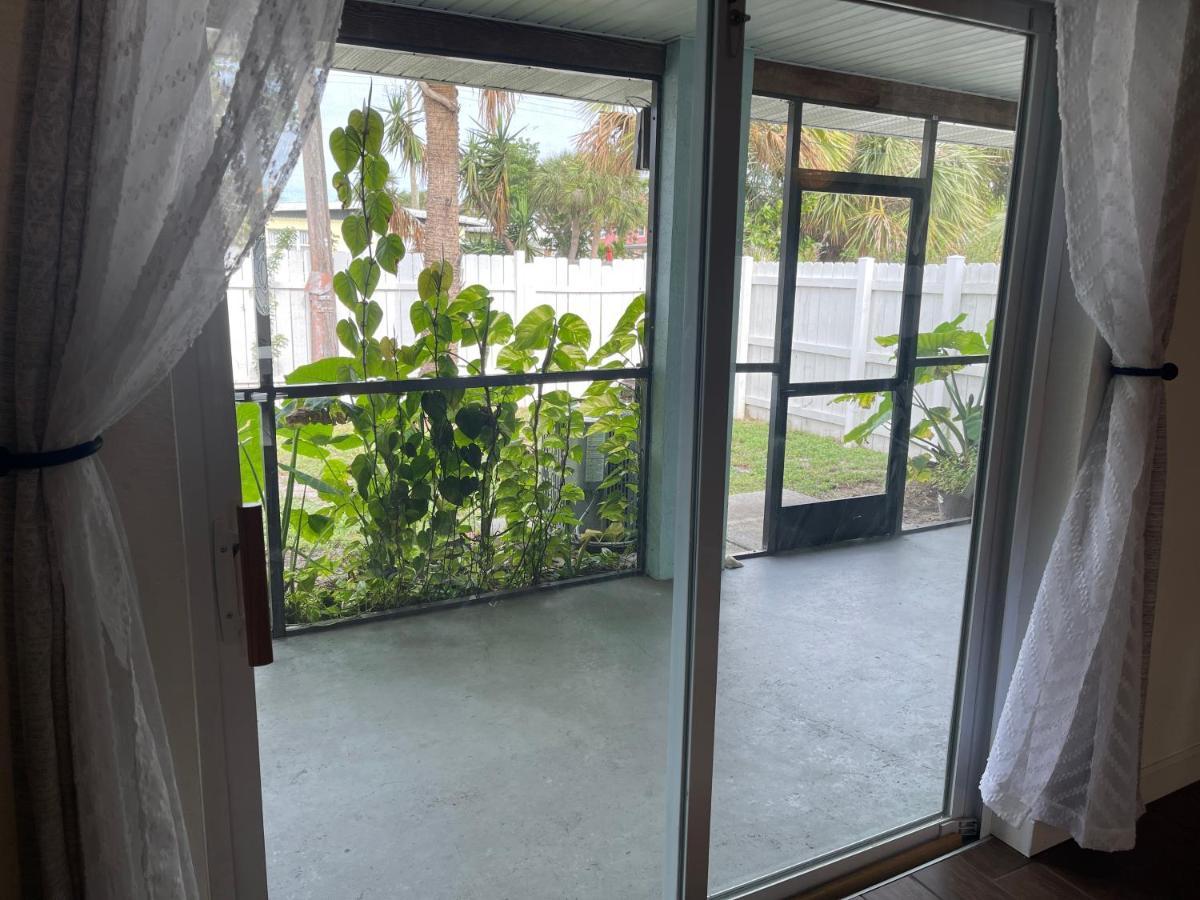 Beautiful Bright & Sparkling 2bed 1bath Retreat - Unit 212 * Cocoa Beach