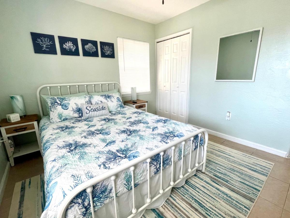Holiday home Beach Bungalow In Downtown Cocoa Beach