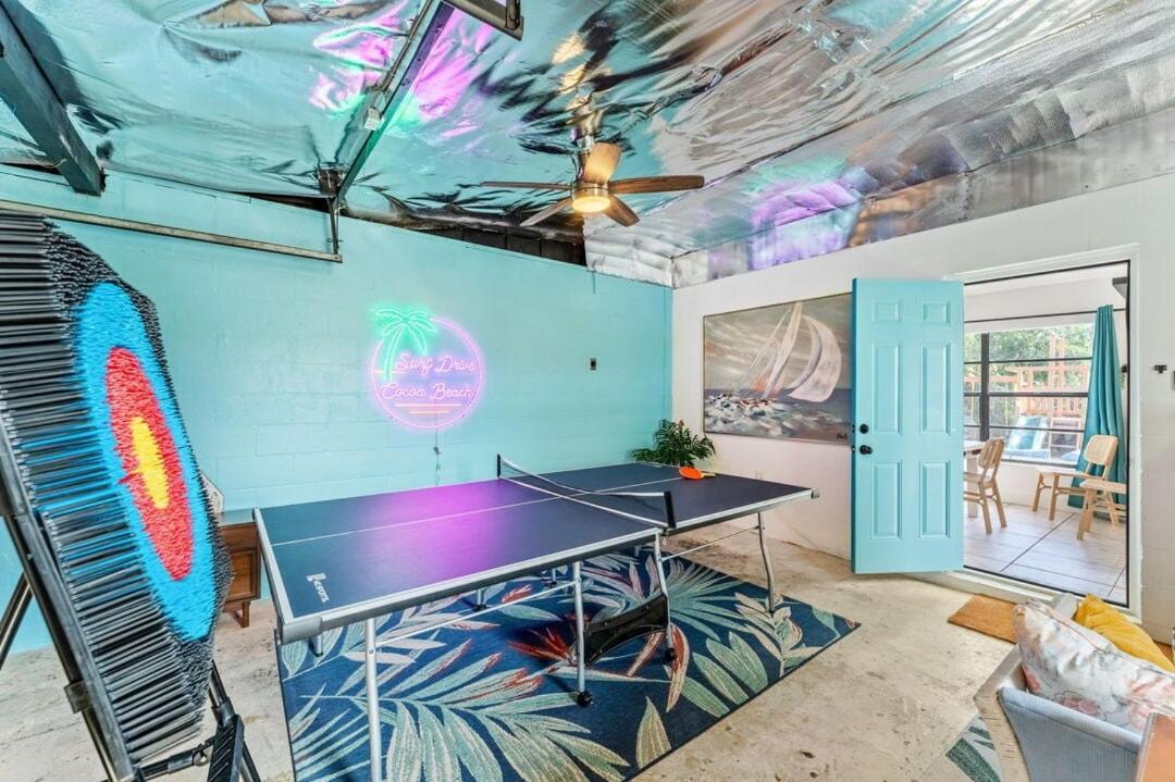 Beach House In Cocoa Beach - Steps To Beach - Game Room - Backyard With Grill - Playground Holiday home