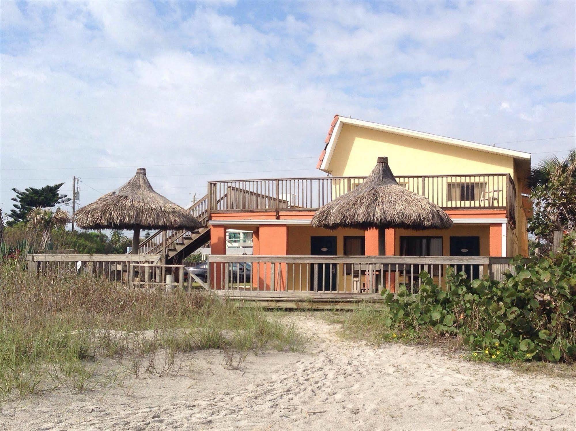 Anthony's On The 2* Cocoa Beach