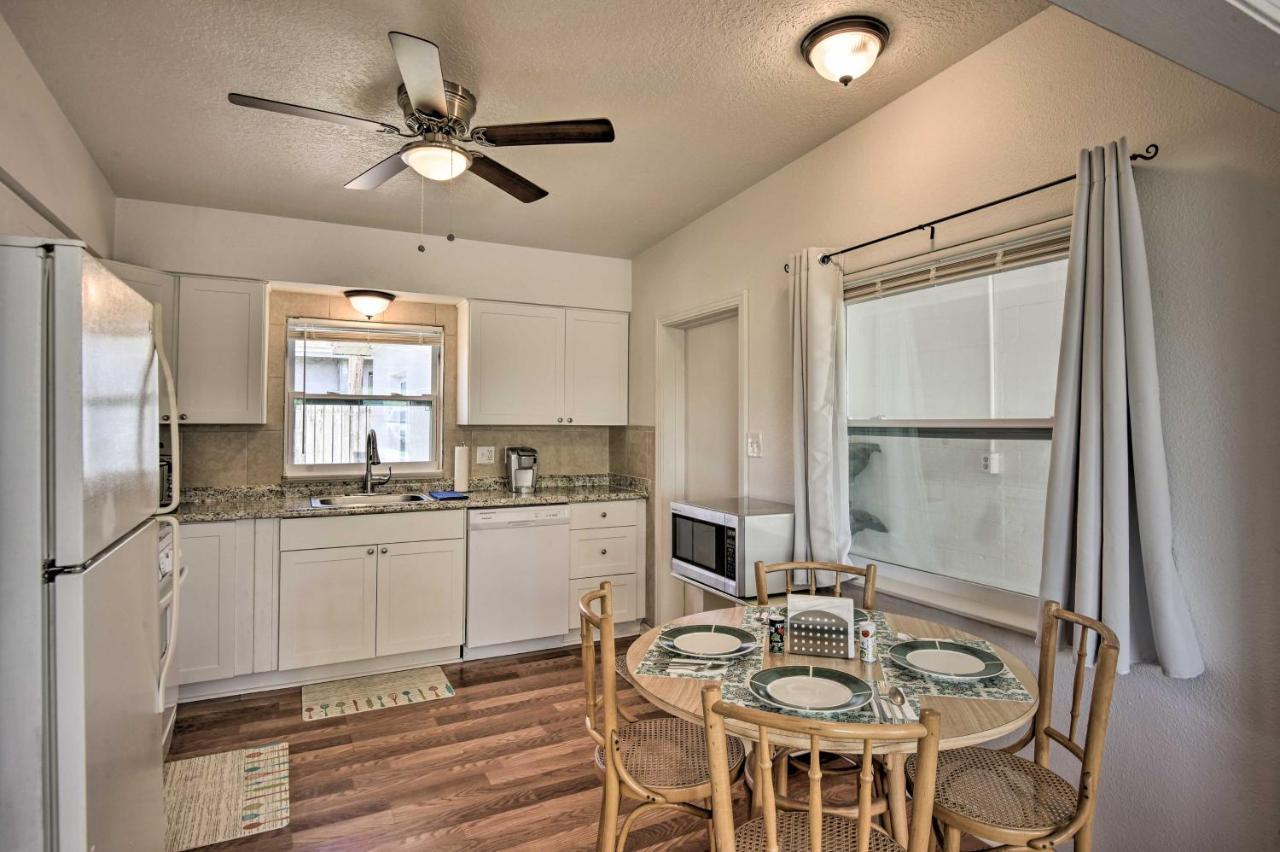 Apartment Sunny Cocoa Walk To Sea And Attractions!